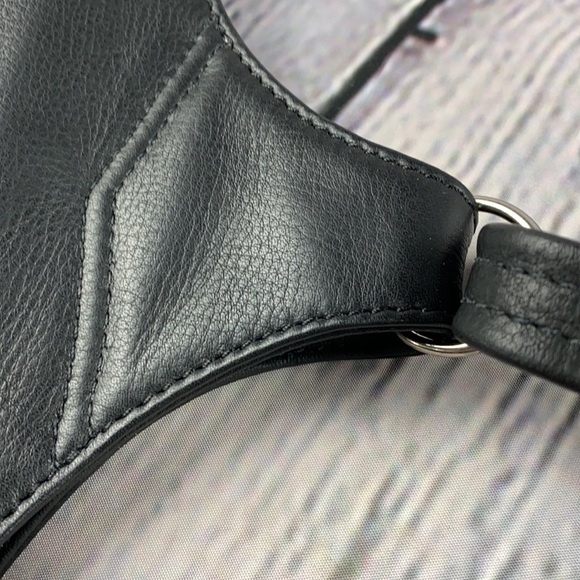 KT LEATHER DESIGNS Custom By Karen Taber Black Leather 3 Compartment Belt Pouch - Picture 16 of 17